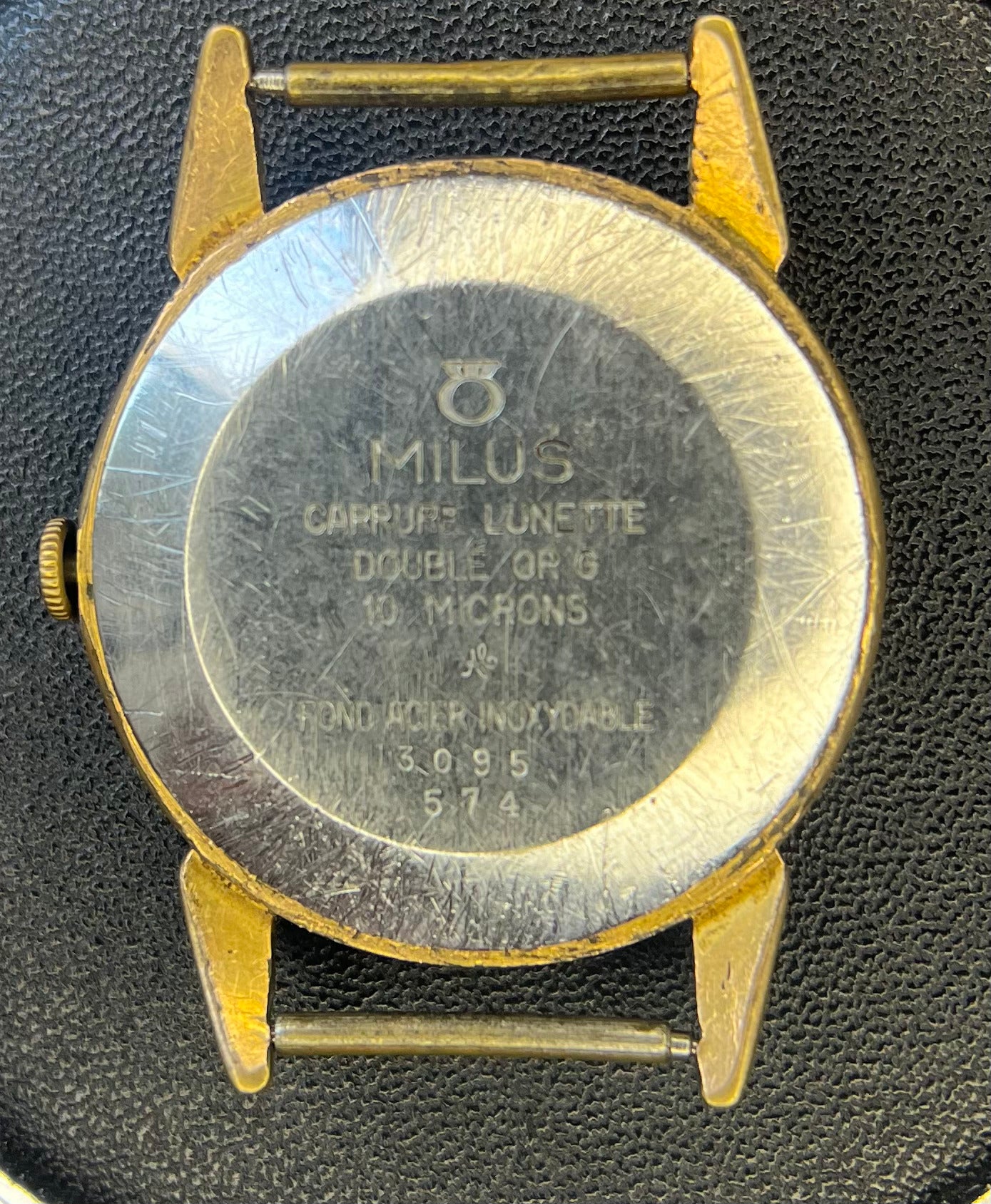 Milus Vintage "Radial Dial" Fancy Lugs (32.7mm)