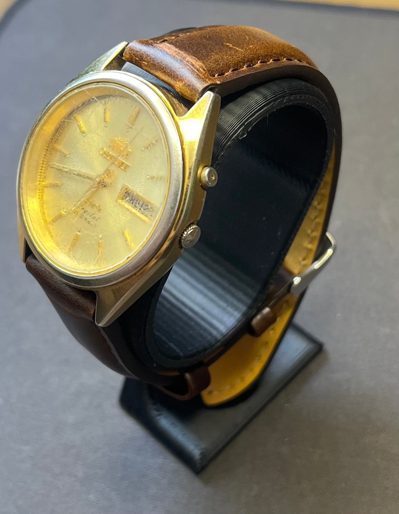 Orient Crystal Automático "Golden Sunburst" (37mm)